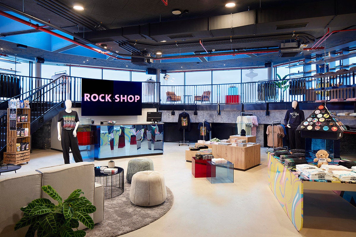 Hamburg Bunker, Reverb by Hard Rock Hotel – Rock shop